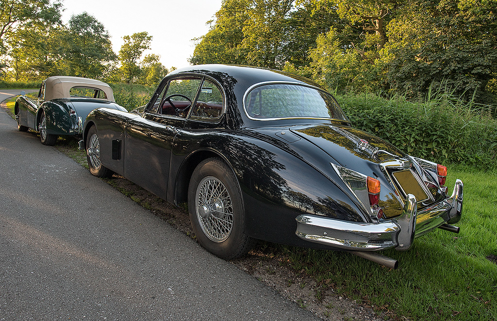 Dänemark-06---2017-+-17X_6888-1-Kopie.jpg - Mitten in der Wildnis tauchten plötzlich diese Oltimer auf