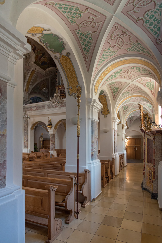 Bayern-08---2016_KA71980-1-Kopie.jpg - Wieder so eine ansehnliche Kirche