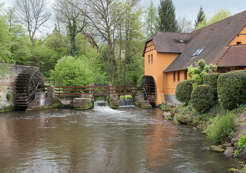 Rhein-04---2017-Rhein-04---201717X_5730-1-Kopie.jpg - Eine Wassermühle direkt neben unserem Stellplatz in Wissemburg